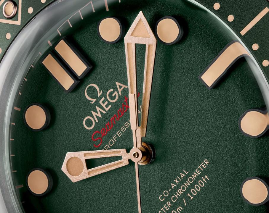 Omeg_a seamaster diver 300M automatic watch