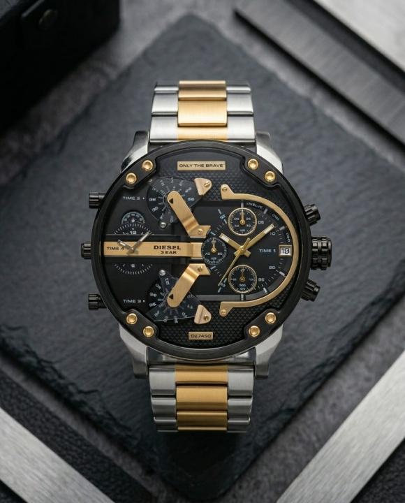 Diese_l 3 Bar Big Dady Heavy Quality 2Ton-Gold-Black watch
