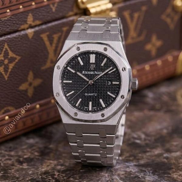 Audemars Pigue_t Royal Oak Quartz watch