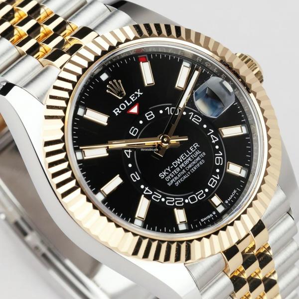Role_x Oyster perpetual Sky Dweller Z-R Premium watch