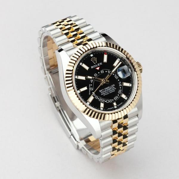 Role_x Oyster perpetual Sky Dweller Z-R Premium watch